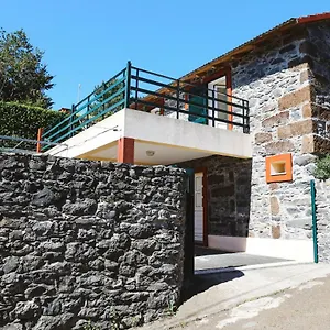 Raposeira Chloe T2 Fajã da Ovelha